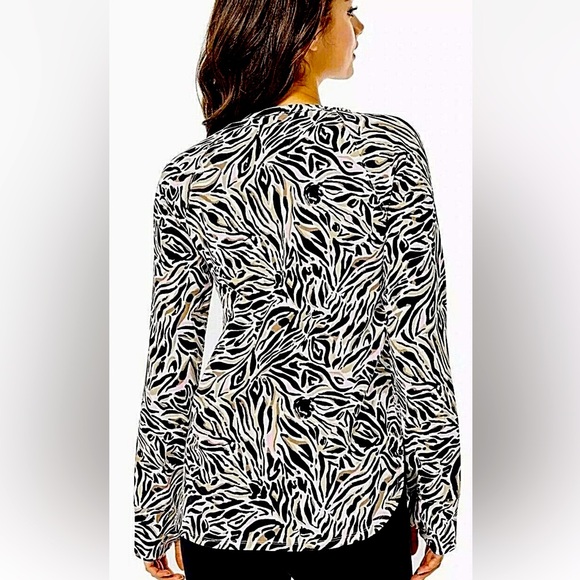 NWT Lilly Pulitzer UPF 50 Luxletic Blythe Top Can You Zee Me - Picture 5 of 11